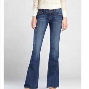 🔺lucky brand🔺charlie flare Stretch jeans Size 25